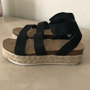 ESPIRIT Platform Sandals